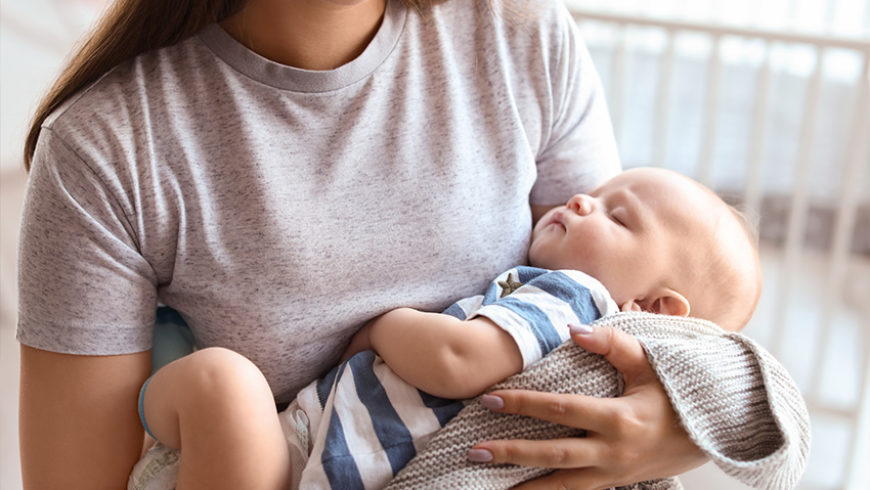 Bébé se réveille après 30 minutes de sieste