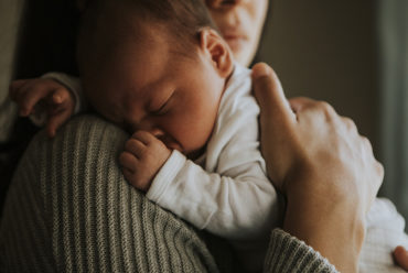 Comment aider votre enfant à faire de bonnes siestes ?